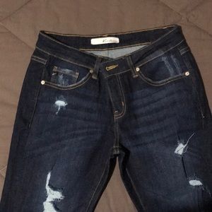 Distressed Kancan dark jeans